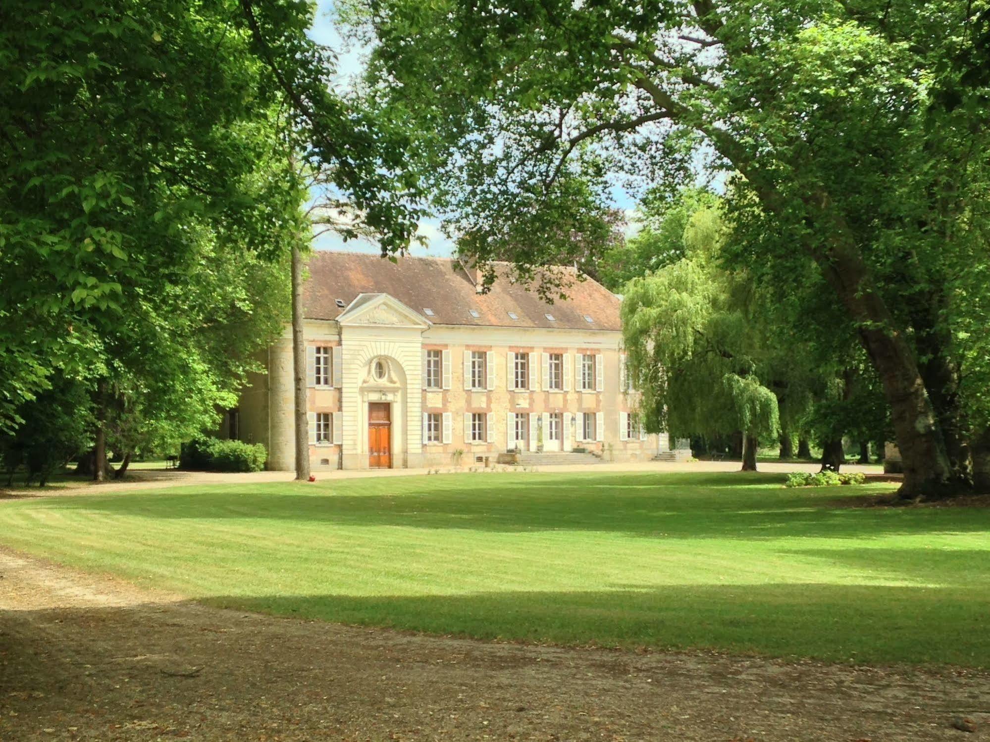 Domaine De Vauluisant Villa Courgenay Exteriör bild